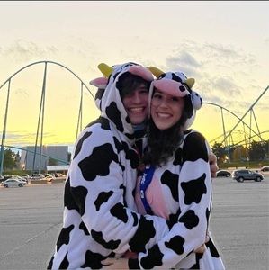 Meet your Posher, Devin